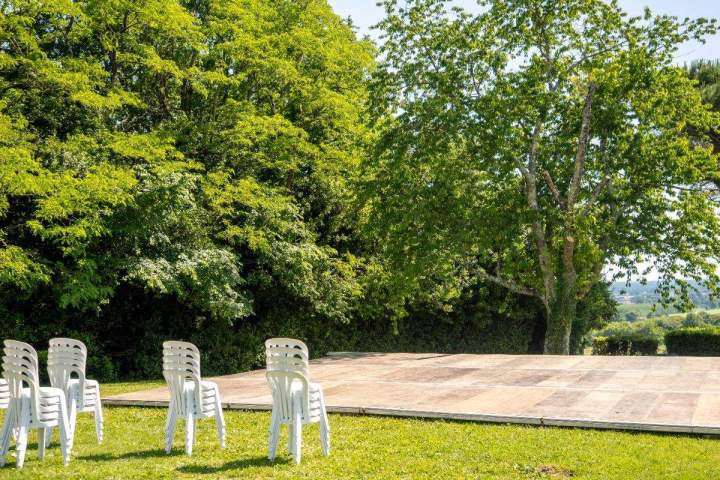 Location de tables et chaises Hasparren
