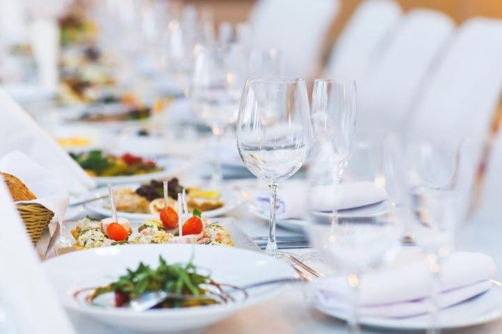 Location de tables et chaises Hasparren